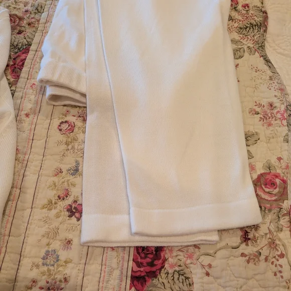 Vintage Victoria's Secret White Knit Lounge Set - Picture 5 of 5